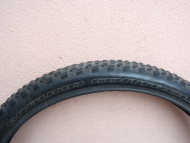 Pláště Specialized Ground Control 26x2.30 a Maxxis Ardent 26x2.25