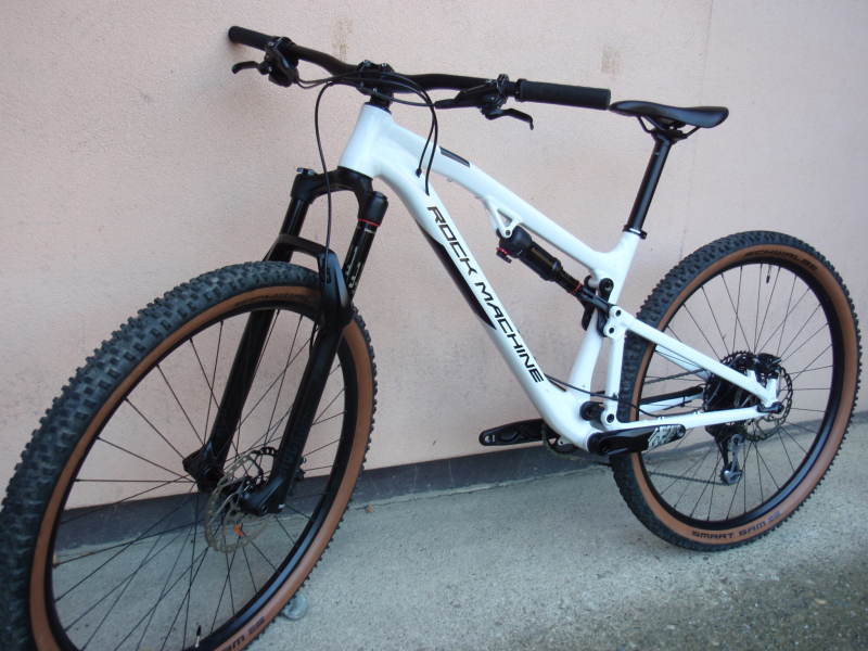 Zánovní Rock Machine Blizzrad 70-29